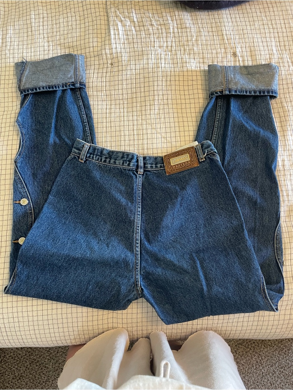 Wrangler Vintage-Inspired Dark Blue Boyfriend Jeans - Picture 1 of 3